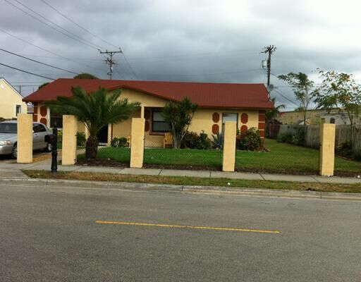 Property Photo:  1012 W 25th Street  FL 33404 