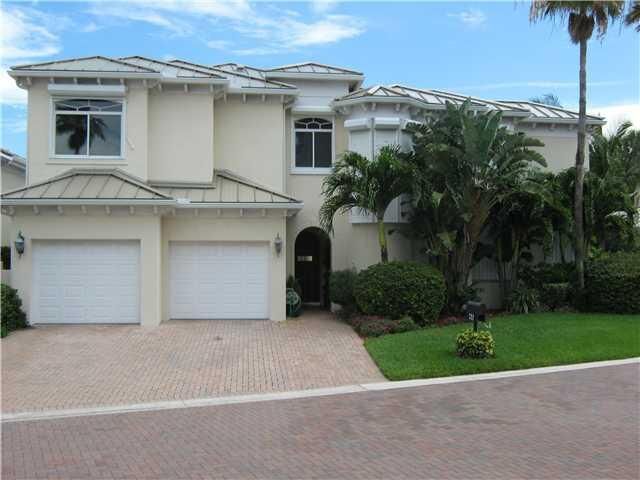 Property Photo:  711 Seaview Drive  FL 33408 