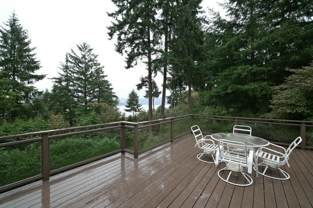 Property Photo:  18523 NE 15th Place  WA 98008 