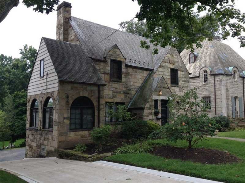 Property Photo:  214 Hoodridge Drive  PA 15234 