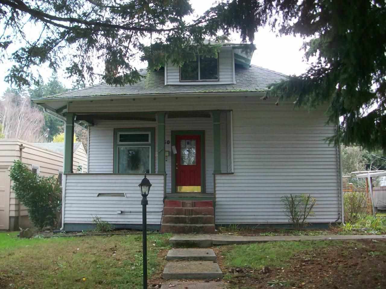 Property Photo: 1160 18th St NE OR 97301