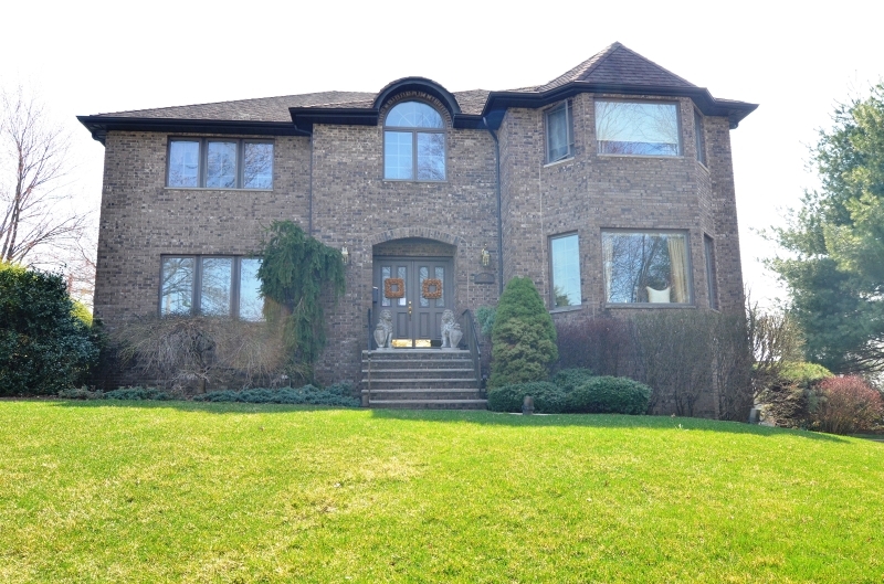 Property Photo: 385 Mercer Ave NJ 07661