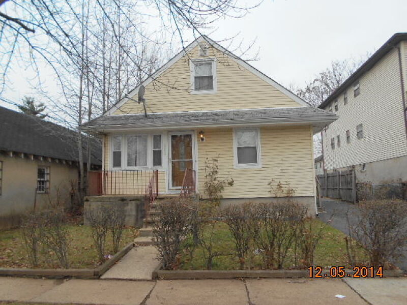 Property Photo: 615 E Curtis St NJ 07036