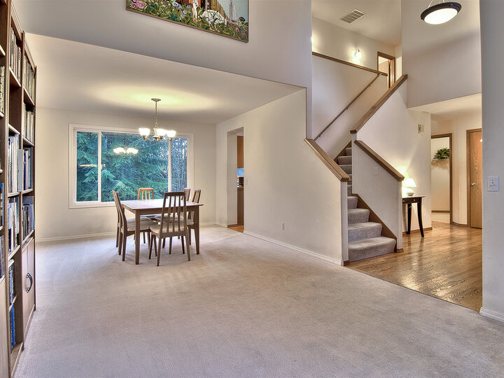 Property Photo:  8431 189th Ave SE  WA 98290 