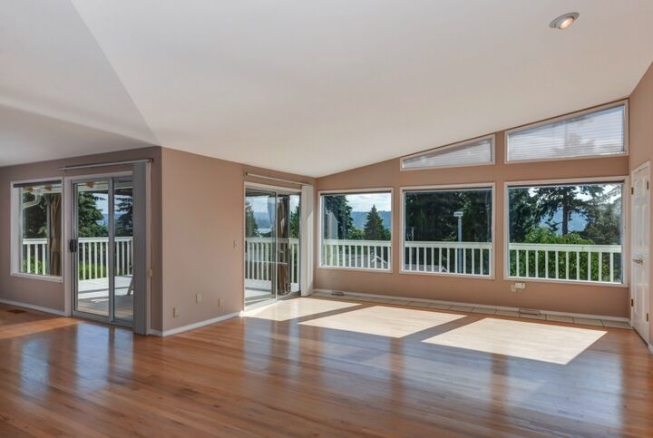 Property Photo:  2616  171st Avenue SE  WA 98008 
