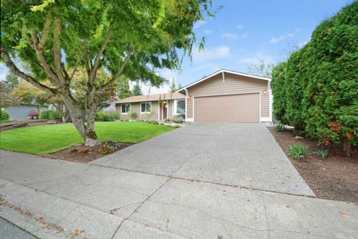 Property Photo: 1740 211th Wy NE WA 98074