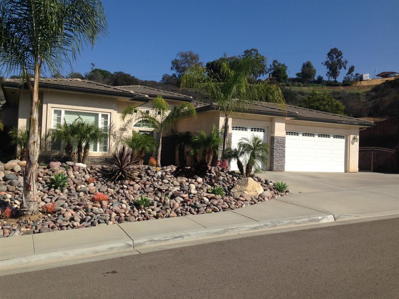 Property Photo:  8939 Diamondback Dr.  CA 92071 