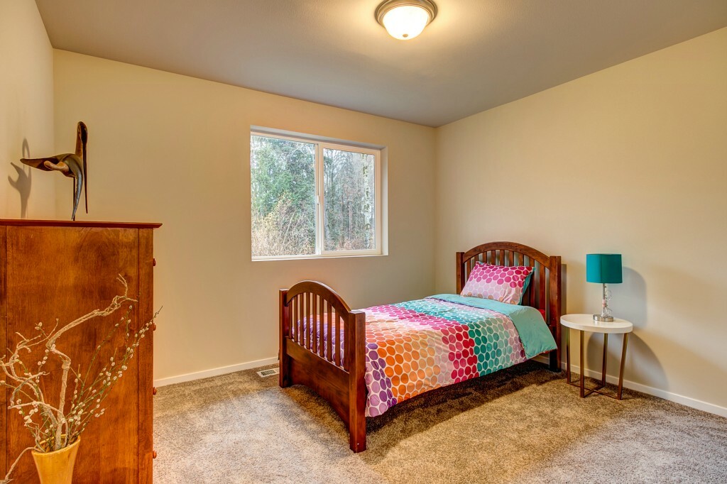 Property Photo: 7915 49th St NE WA 98270
