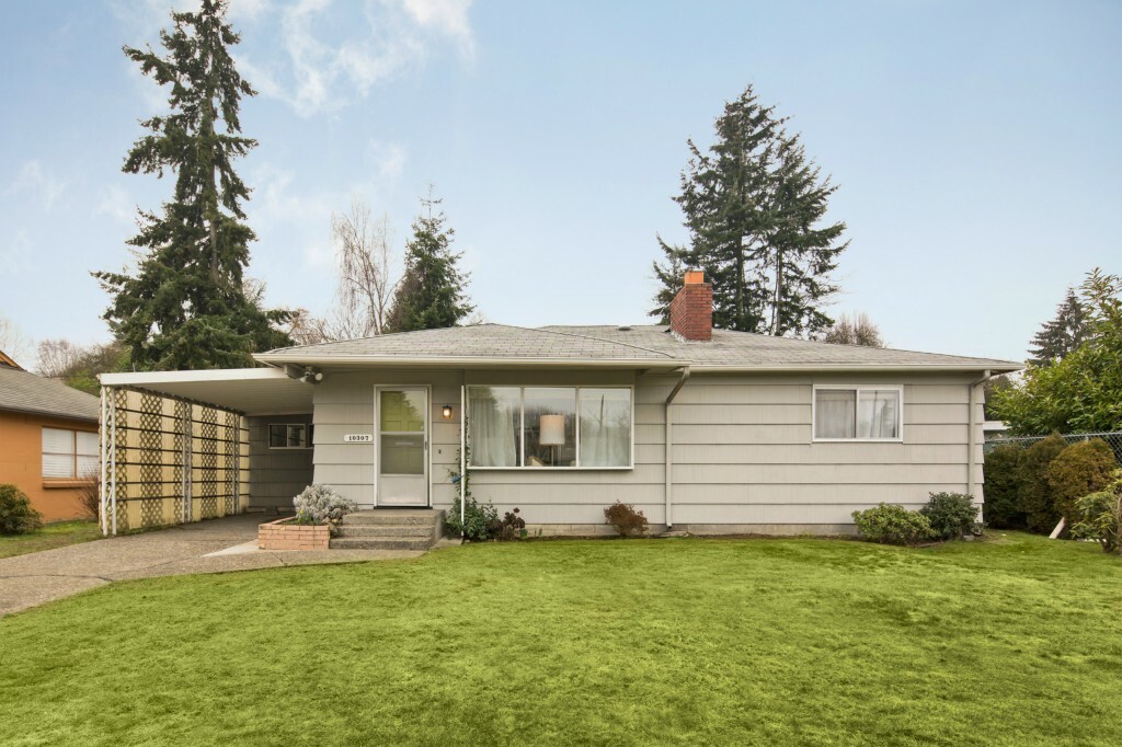 Property Photo:  10307 Dibble Ave NW  WA 98177 