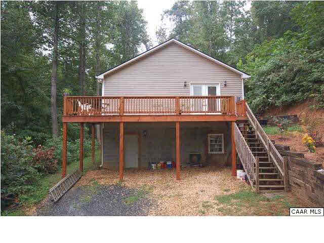 Property Photo: 49 Lisa Ln VA 22973