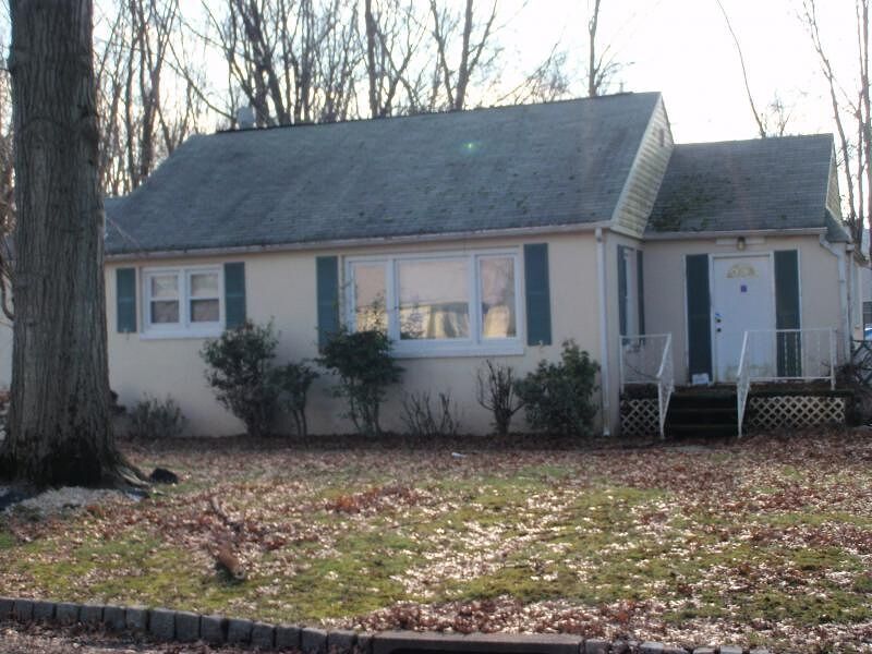 Property Photo:  26 Riveredge Dr  NJ 07004 