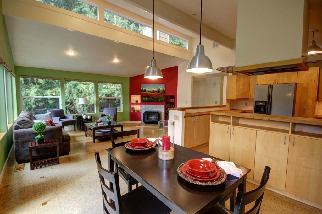 Property Photo: 1842 Governor Rd WA 98229