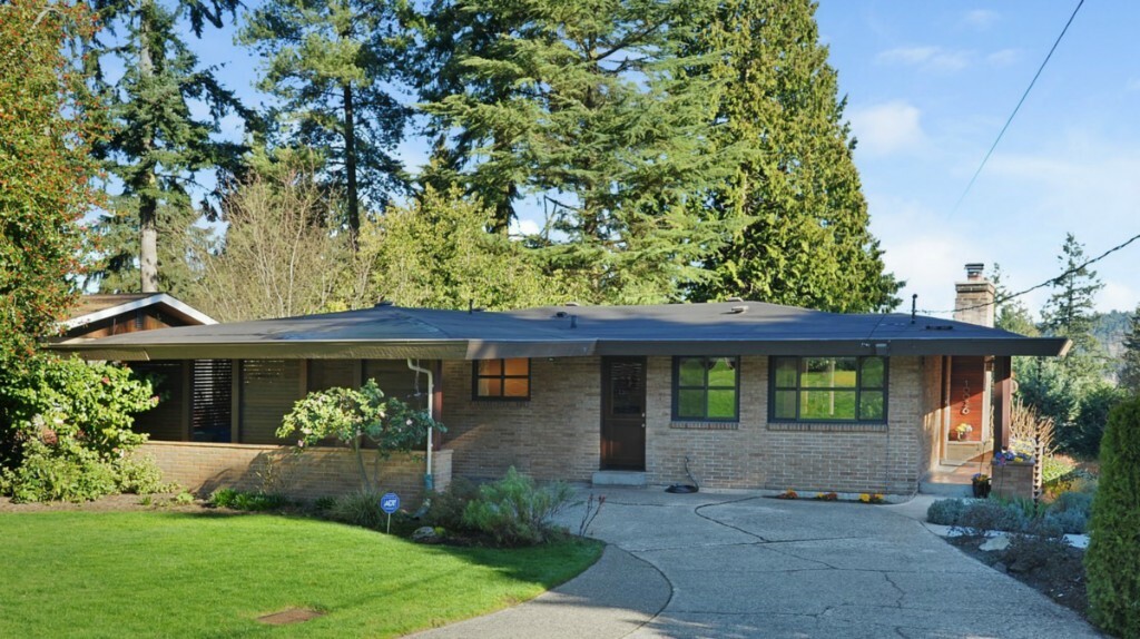 Property Photo:  10026 NE 30th Place  WA 98004 