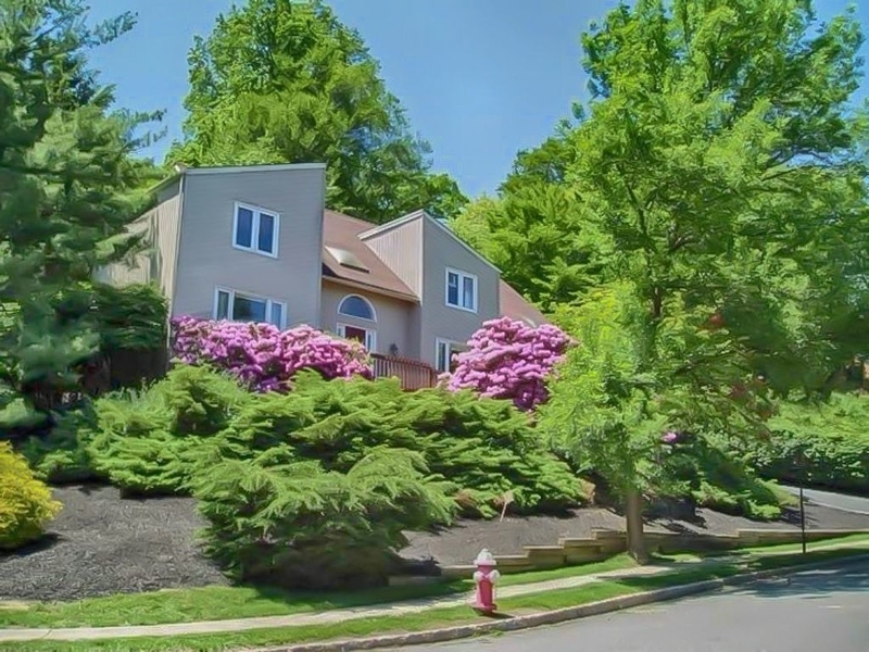 Property Photo: 8 Baer Ct NJ 07960