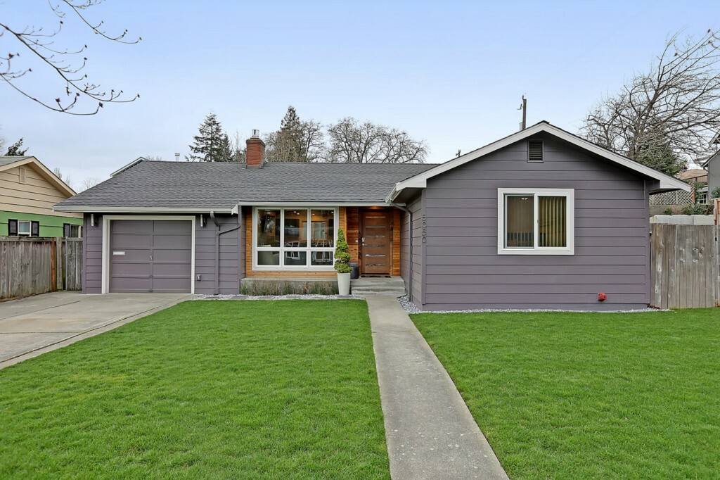 Property Photo:  5050 SW Olga St  WA 98116 