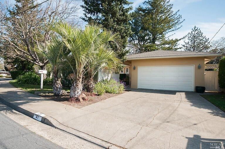 Property Photo: 21 Washington Street CA 94947