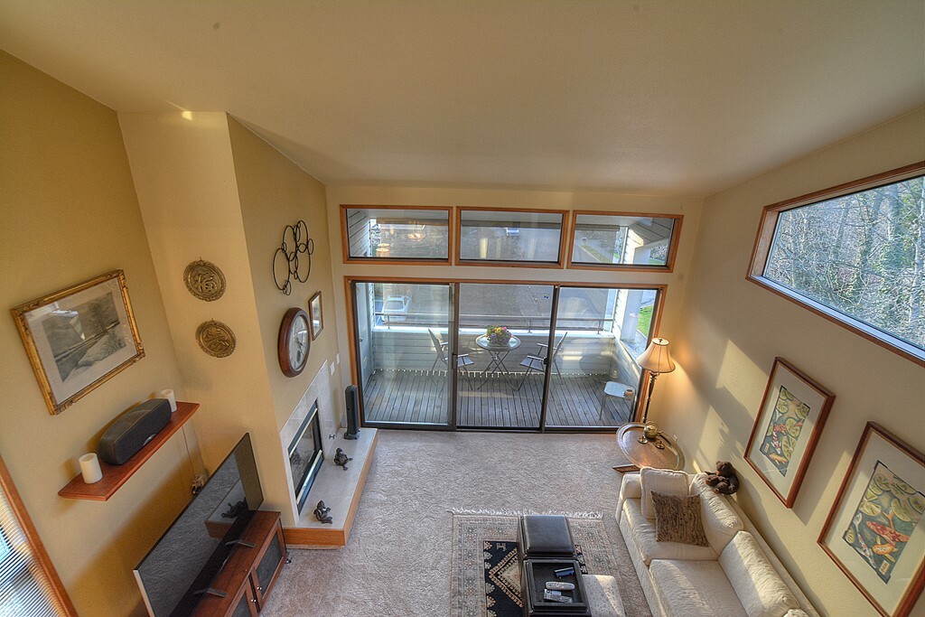 Property Photo: 11230 NE 68th St C WA 98033