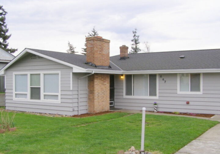 647 SE 4th  Oak Harbor WA 98277 photo