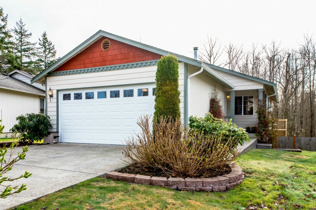 Property Photo:  1414 Fruitland Dr  WA 98226 