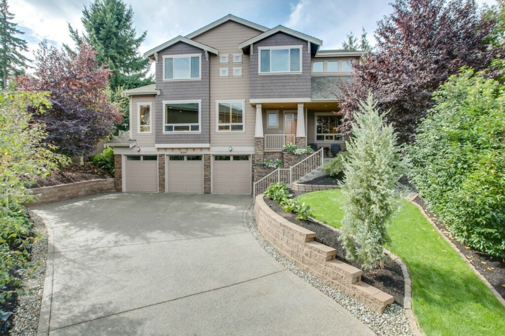 Property Photo:  5301 NE 17th Place  WA 98059 