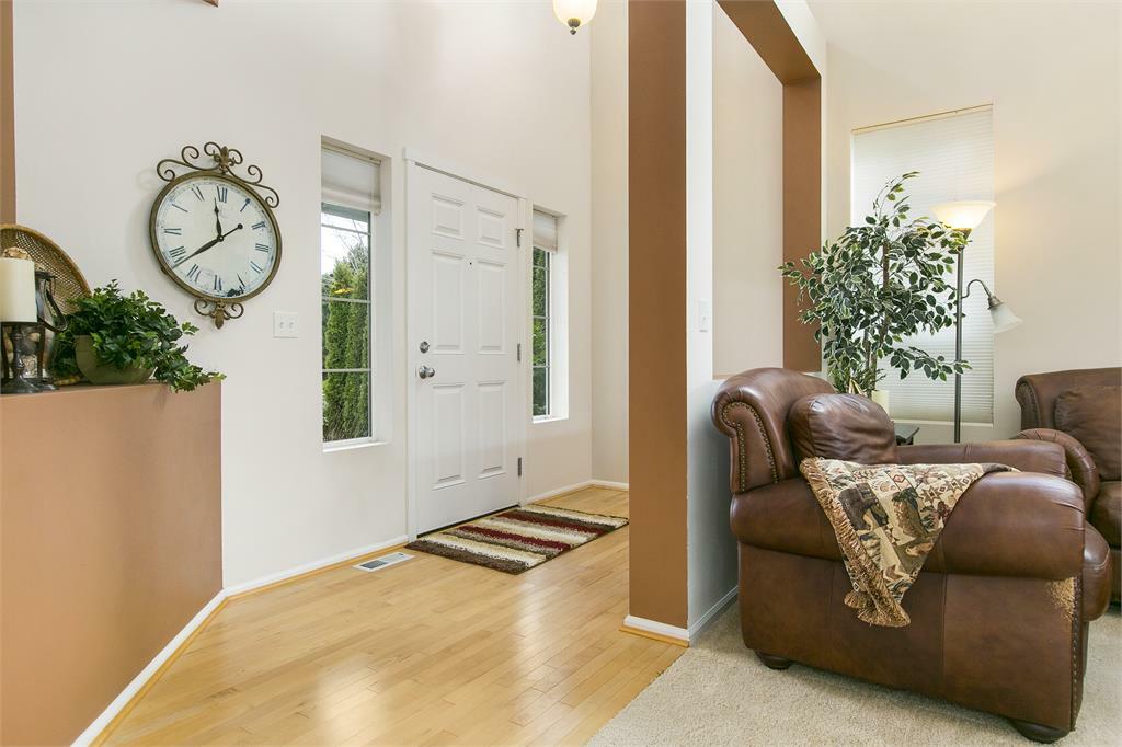 Property Photo: 12725 69th Dr SE WA 98296