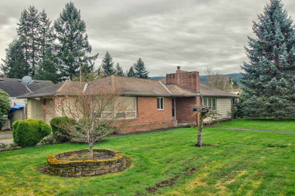 Property Photo:  1201 Township St  WA 98284 