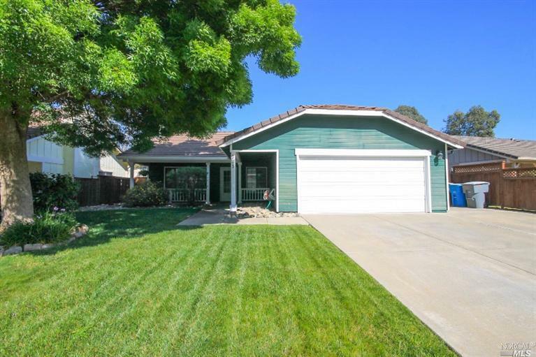 Property Photo: 903 Fall River Trail CA 95687