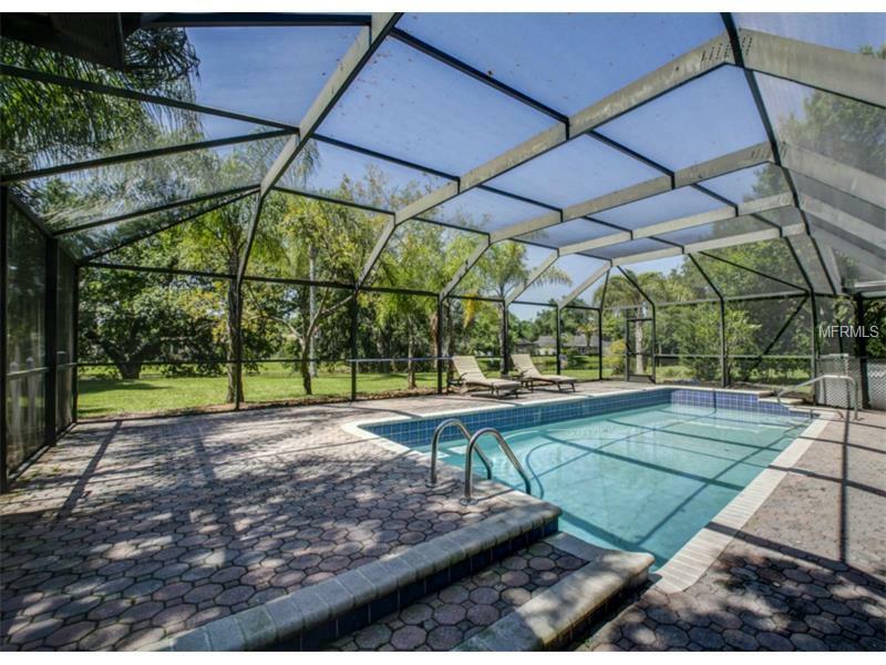 Property Photo:  4314 Southpark Drive  FL 33624 