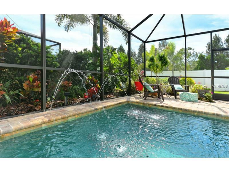 Property Photo:  6253 Willet Court  FL 34202 