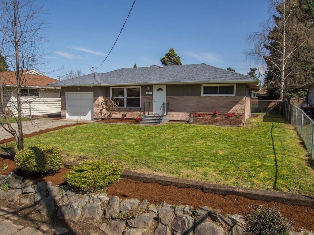 Property Photo:  10734 63rd Avenue S  WA 98178 