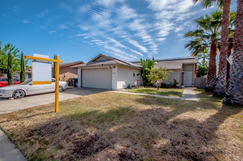 Property Photo:  10185 Westonhill Drive  CA 92126 