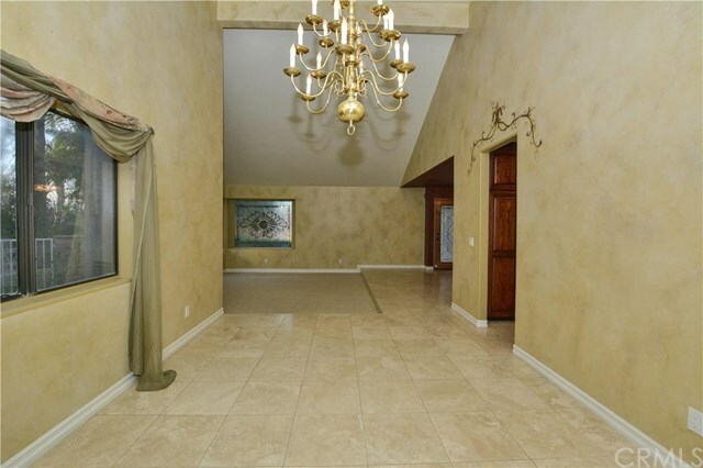 Property Photo:  2612 Chauncy Place  CA 92506 