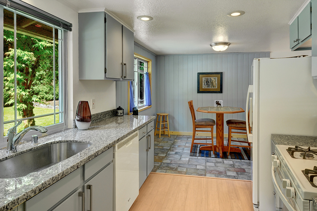 Property Photo: 23307 49th Ave SE WA 98021