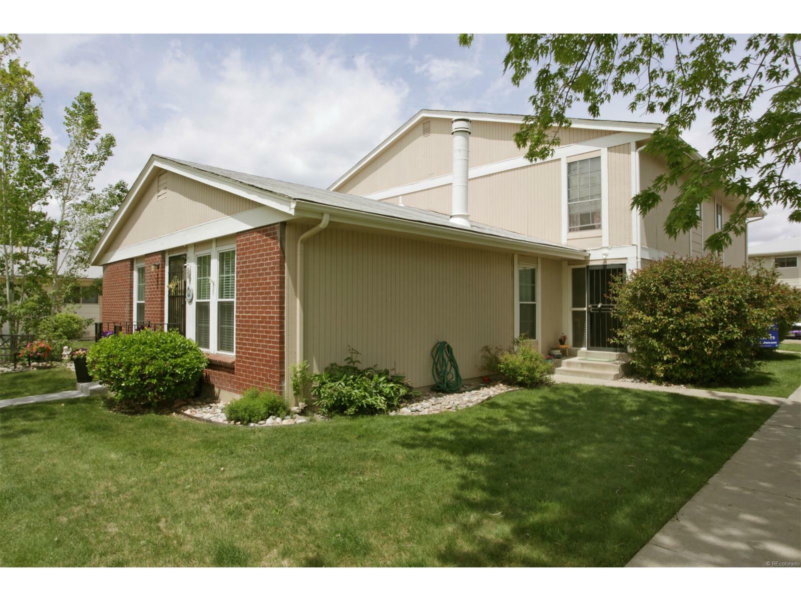 Property Photo: 1250 South Monaco Parkway Unit 11 CO 80224