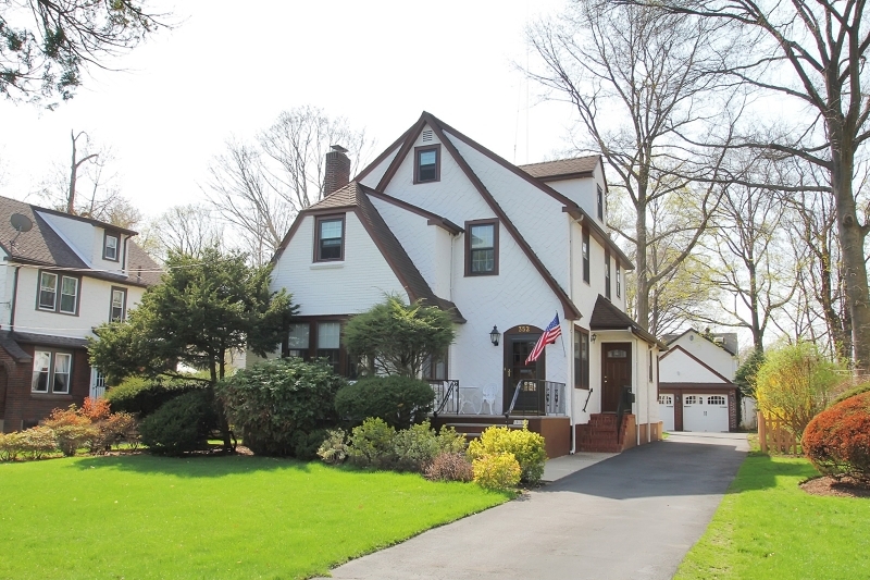 Property Photo: 352 N Van Dien Ave NJ 07450