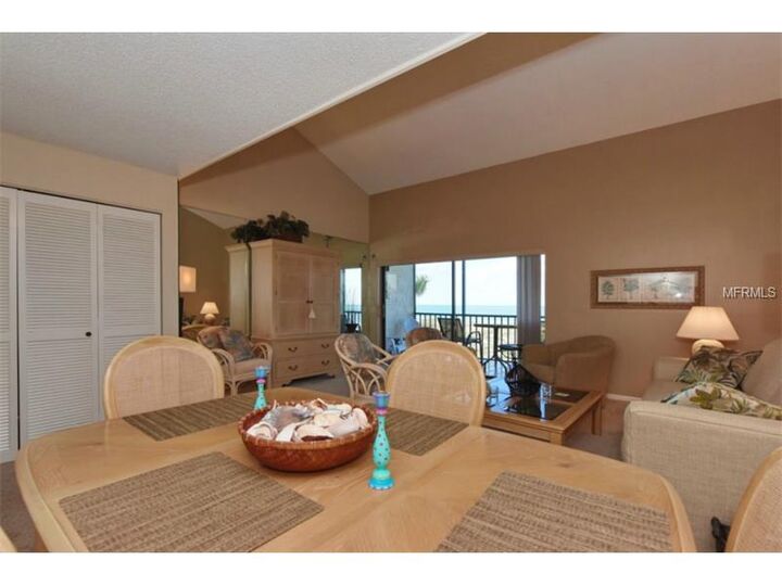 Property Photo:  2089 Gulf Of Mexico Drive G1-202E  FL 34228 