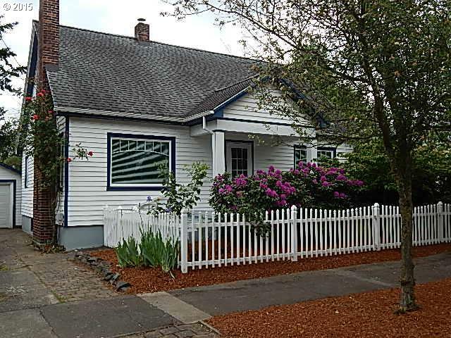 Property Photo:  3354 NE 76th Ave  OR 97213 