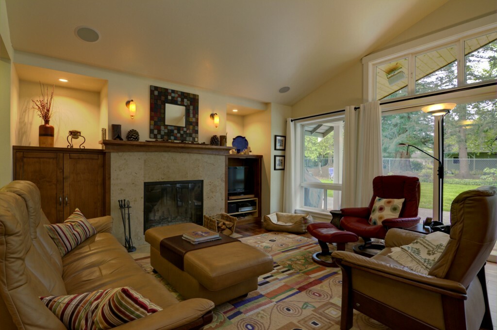 Property Photo:  3812 Ridgemont Ct  WA 98229 