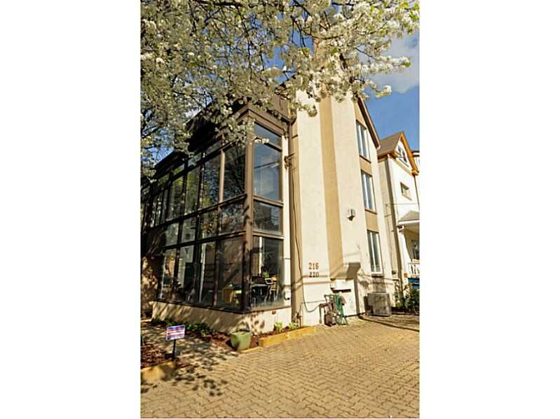 Property Photo:  218 Elysian Street  PA 15206 