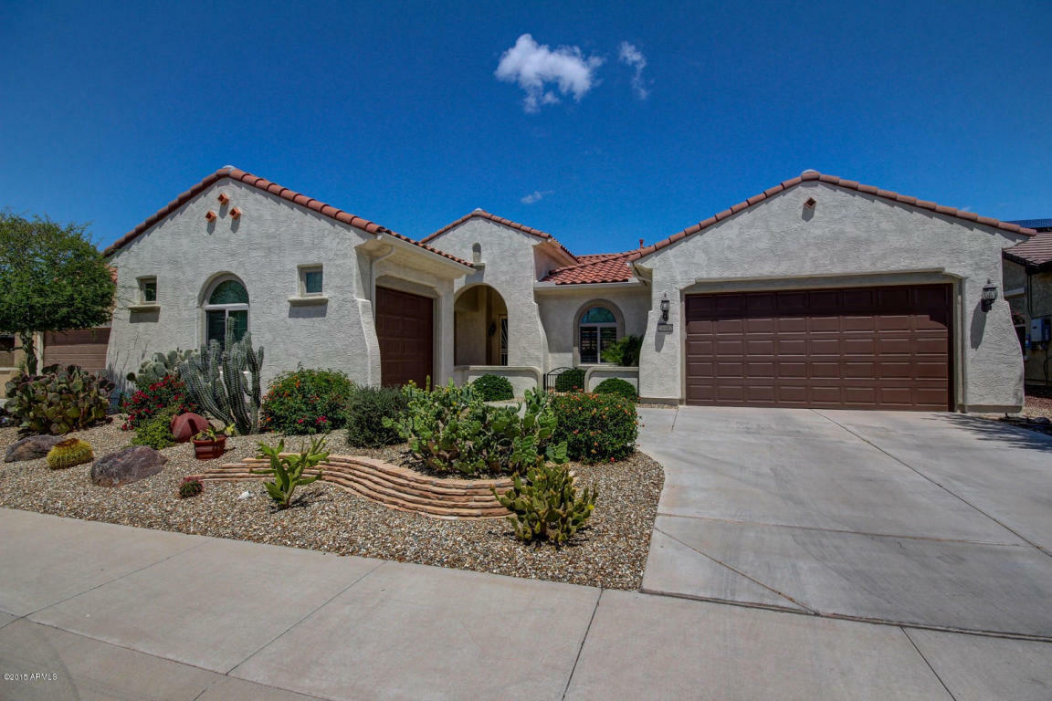 Property Photo:  26682 W Mohawk Lane  AZ 85396 