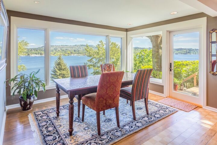 Property Photo:  3818 Mercer Wy  WA 98040 