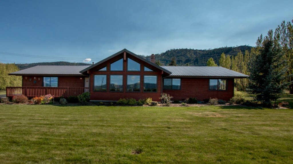 Property Photo:  4780 Upper Peoh Point Rd  WA 98922 