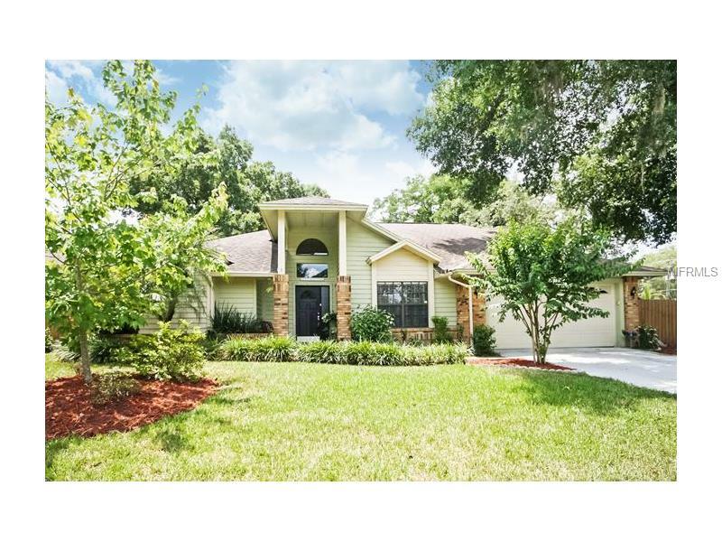 Property Photo:  2302 Carol Woods Way  FL 32712 