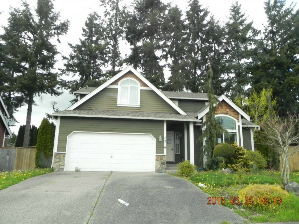 Property Photo:  7219 116th St E  WA 98373 