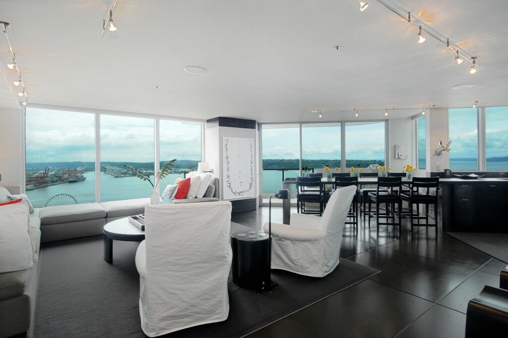 Property Photo: 2000 1st Avenue 2501 WA 98121