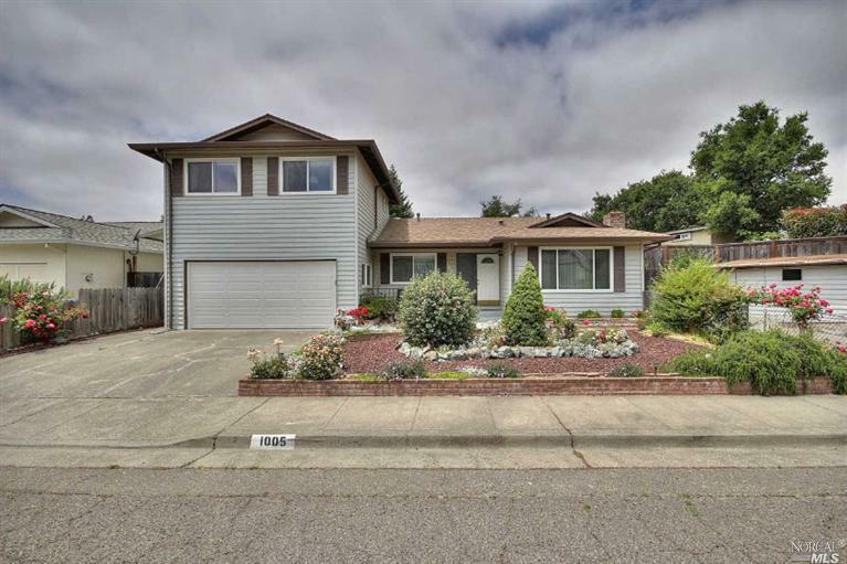 Property Photo:  1005 Samuel Drive  CA 94952 