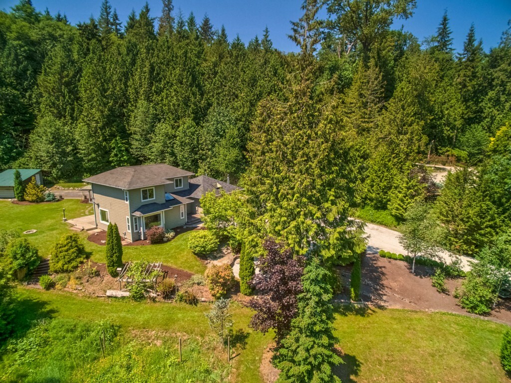 Property Photo: 15766 Mountain View Rd WA 98274