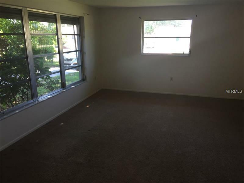 Property Photo: 344 Redwood Road FL 34293
