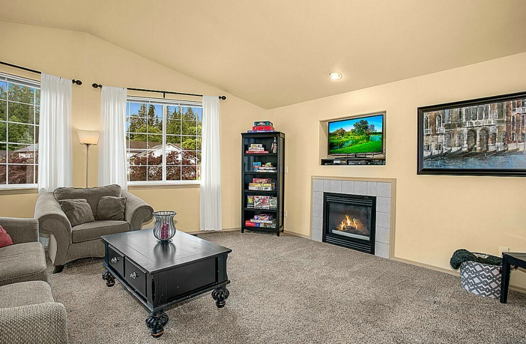 Property Photo: 9803 9th St SE WA 98258