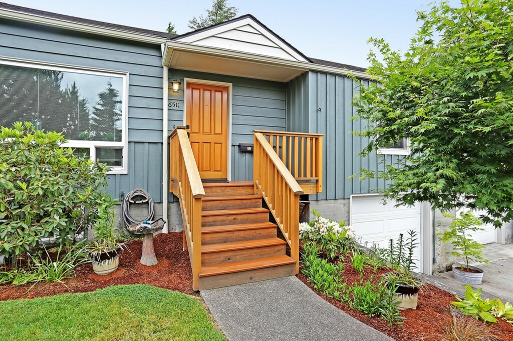 Property Photo:  6511 49th Ave SW  WA 98136 